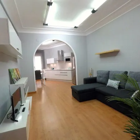 Apartment Eduardo Lucena 5, Alcazar *