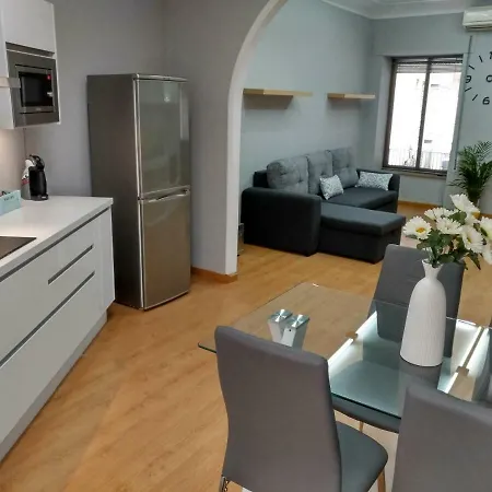 Apartment Eduardo Lucena 5, Alcazar *