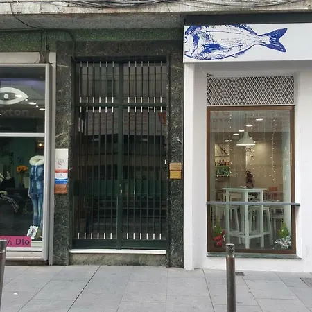 Eduardo Lucena 5, Alcazar Apartment *