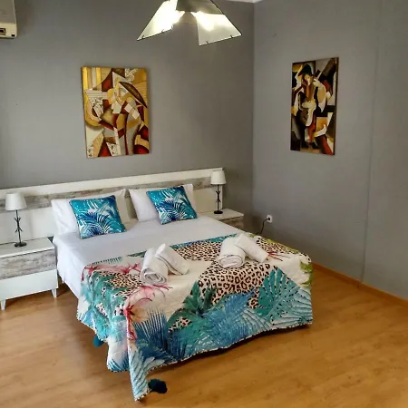 Apartment Eduardo Lucena 5, Alcazar *